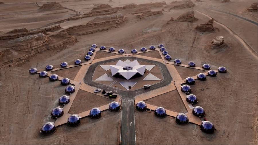 火星移民预演场——模拟外星环境的极端生存训练城中区户外野奢帐篷实验项目